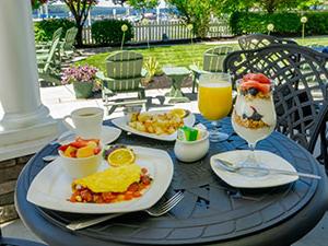 harbor hotel breakfast